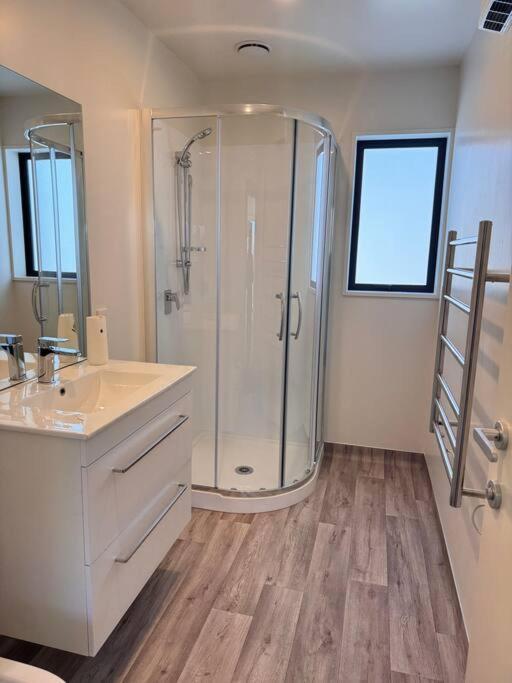 Cbd Luxury Parkside Living 2 Bedroom With Parking Christchurch Eksteriør bilde