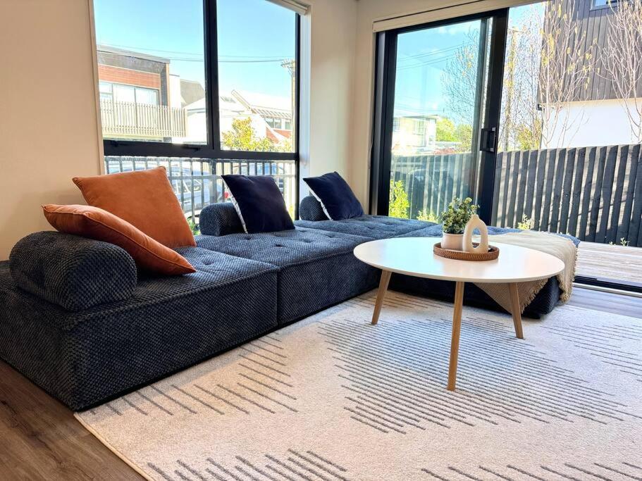 Cbd Luxury Parkside Living 2 Bedroom With Parking Christchurch Eksteriør bilde